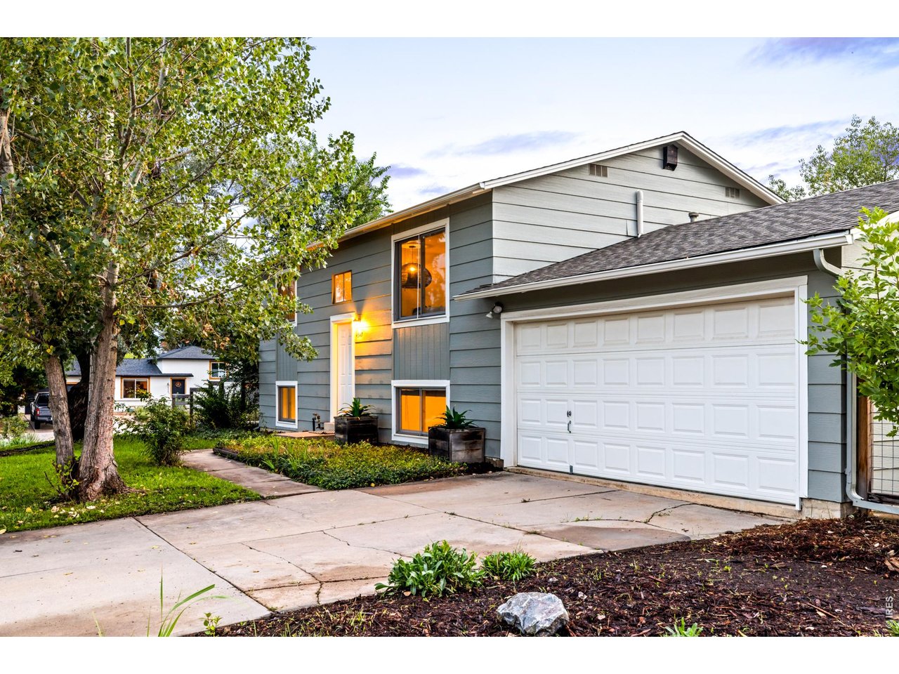 4547 Ashfield Dr — photo