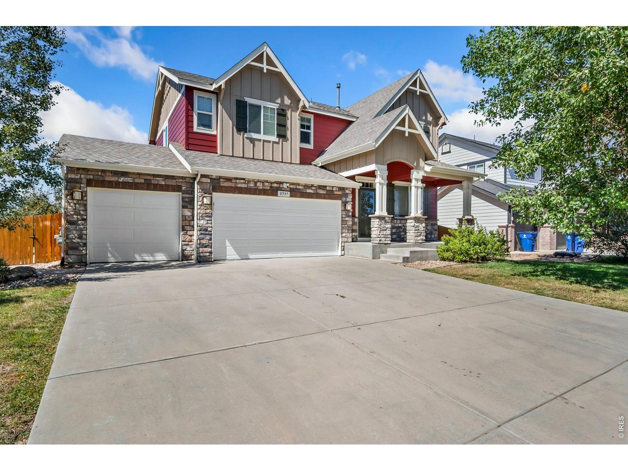 8597 Raspberry Dr — photo