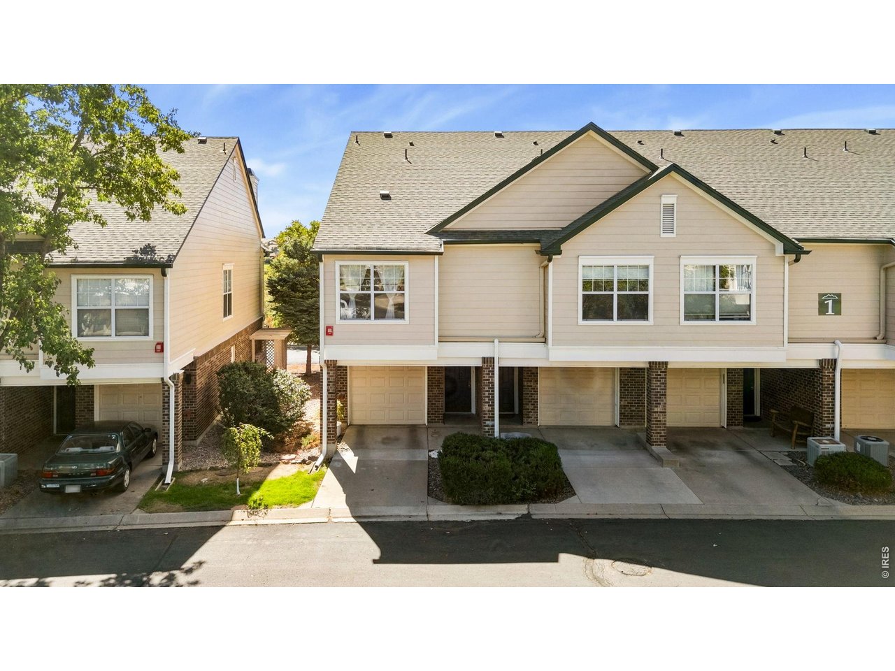 1836 Mallard Dr 1 — photo