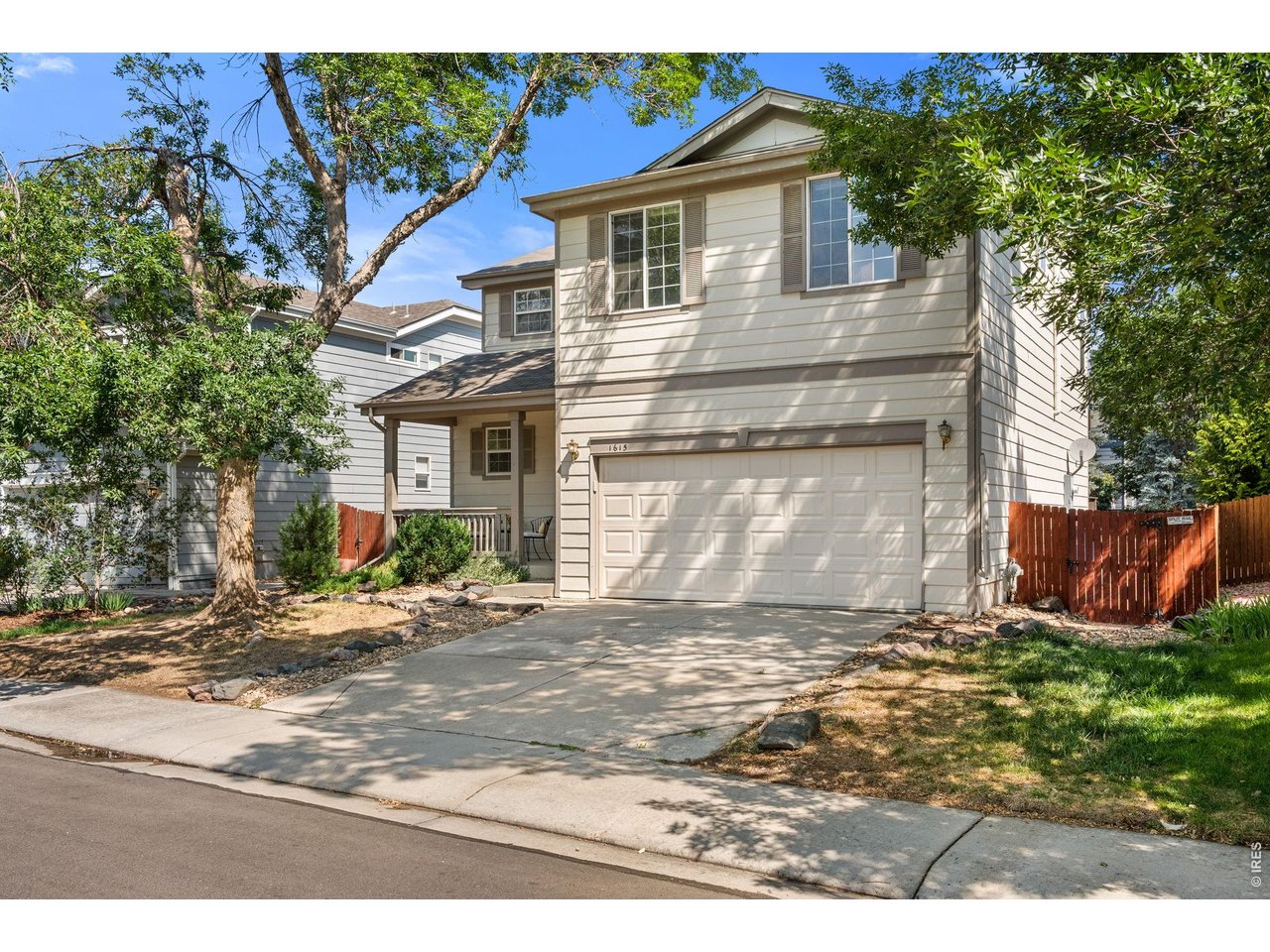 1615 Holeman Dr — photo