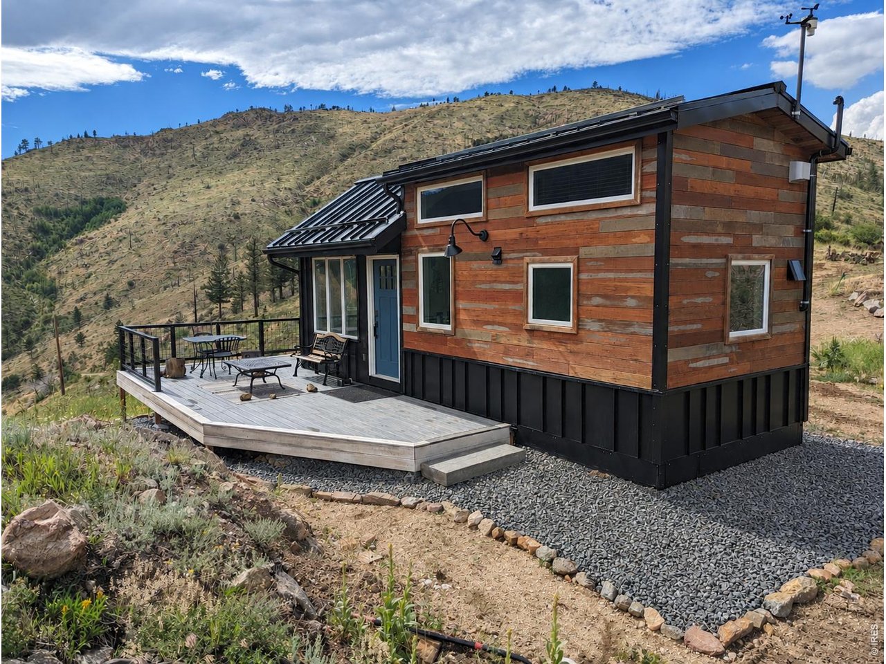 560 Emerson Gulch Rd — photo