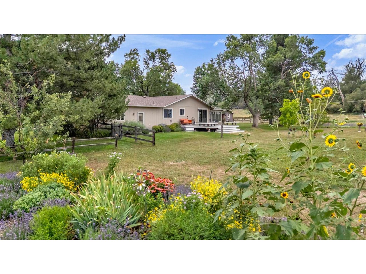 7922 Meadowlake Rd — photo