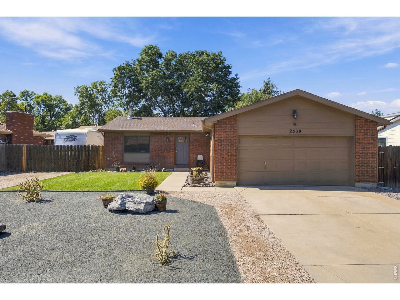 2539 Eugene Dr — photo