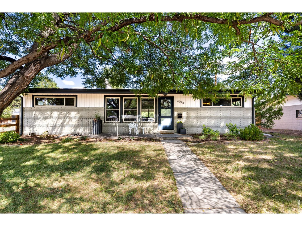6044 S Fairfield St — photo