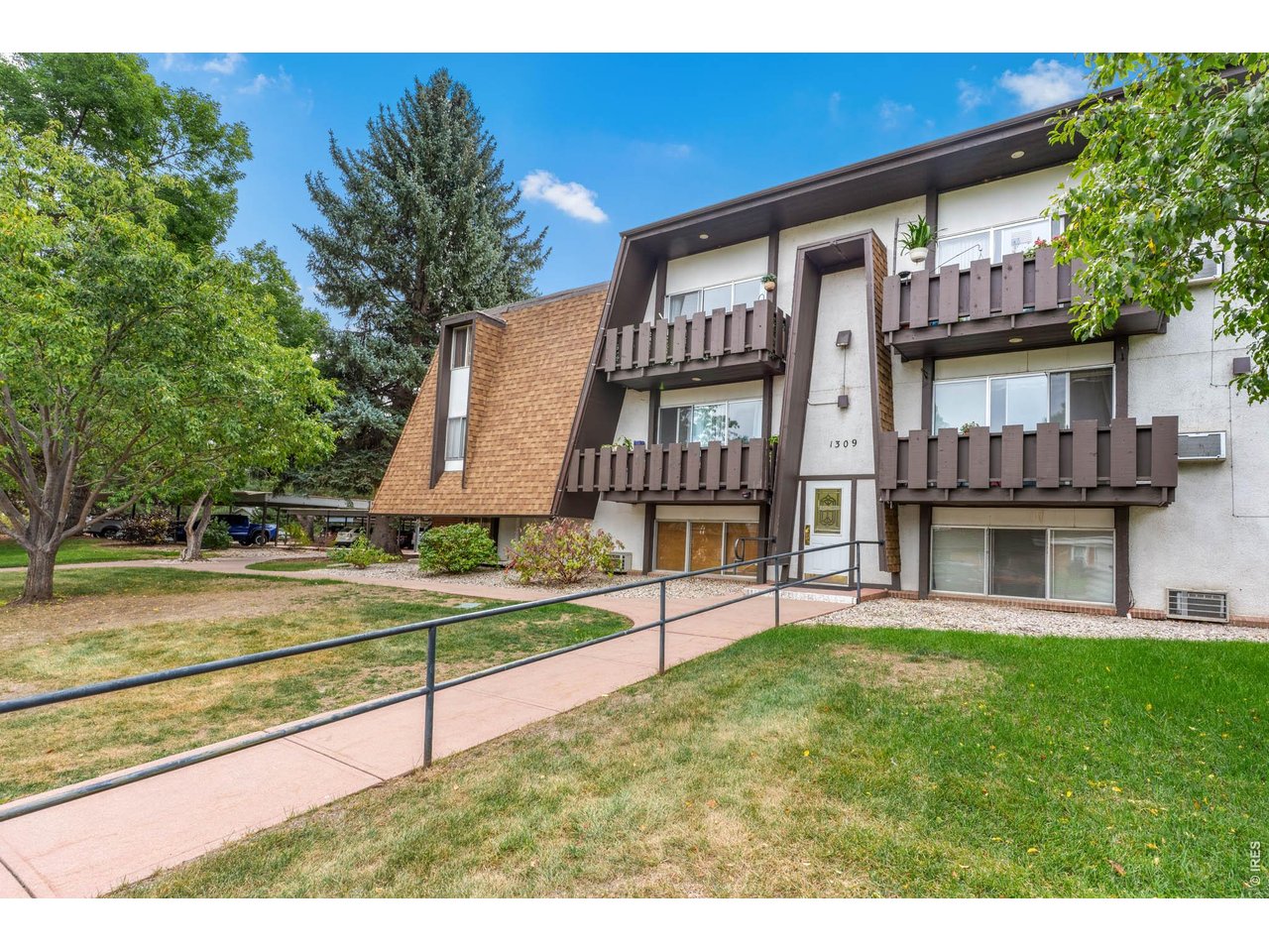 1309 Kirkwood Dr Unit 408 — photo