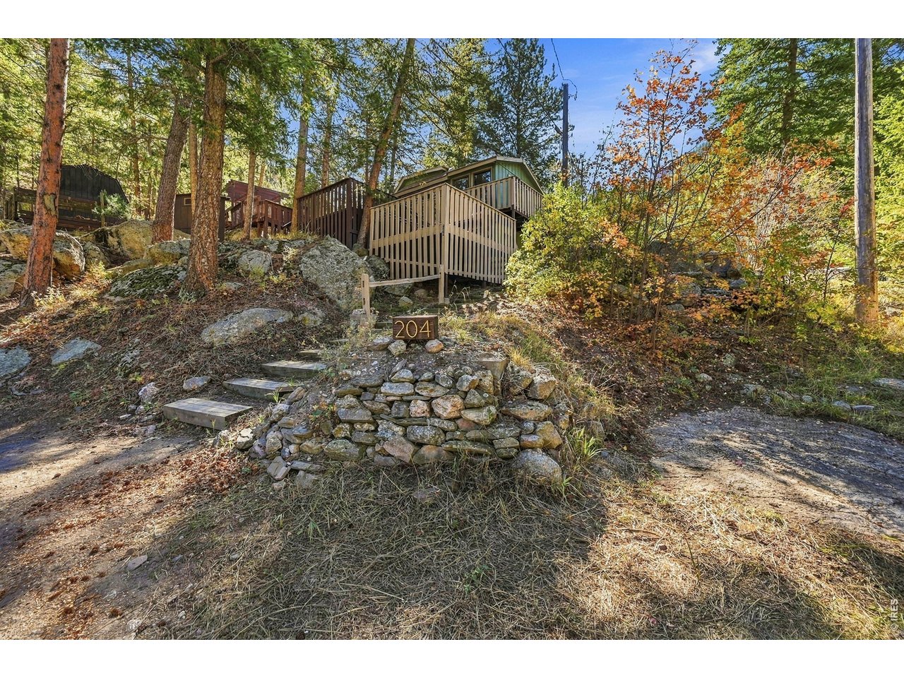204 Waltonia Rd — photo