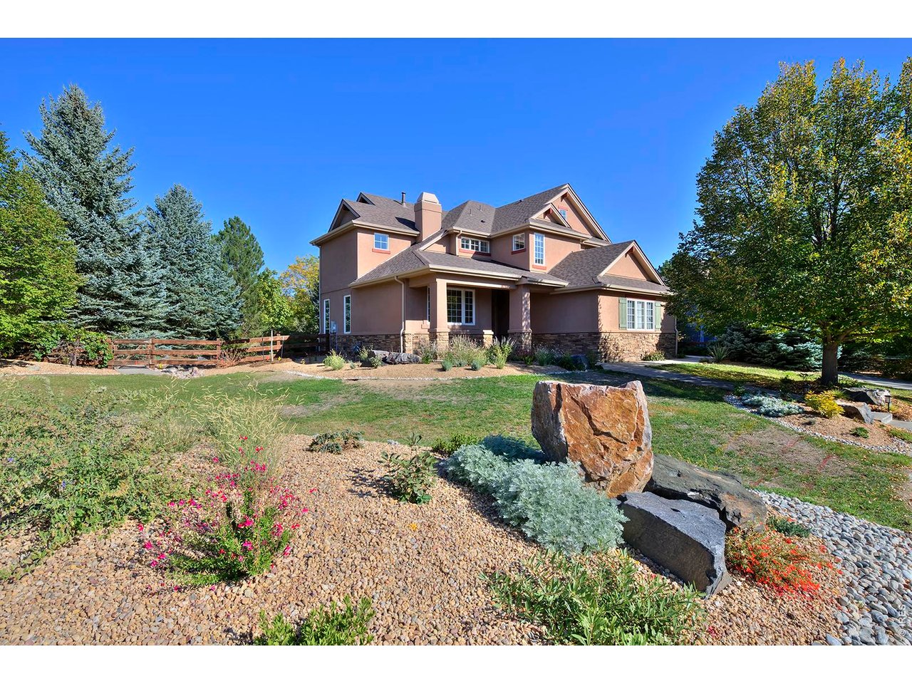 1260 Hawk Ridge Rd — photo