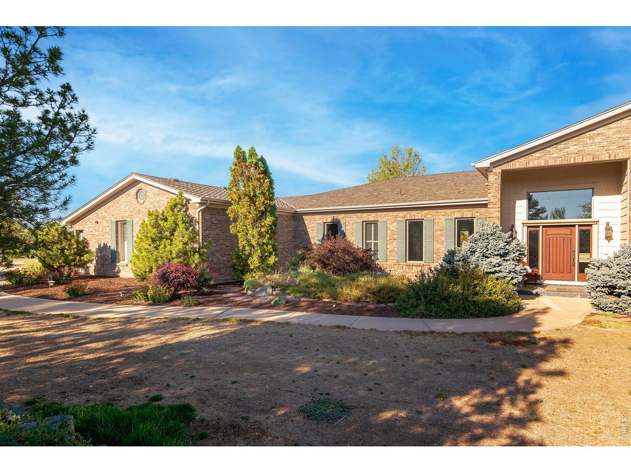 7483 Deerfield Rd — photo