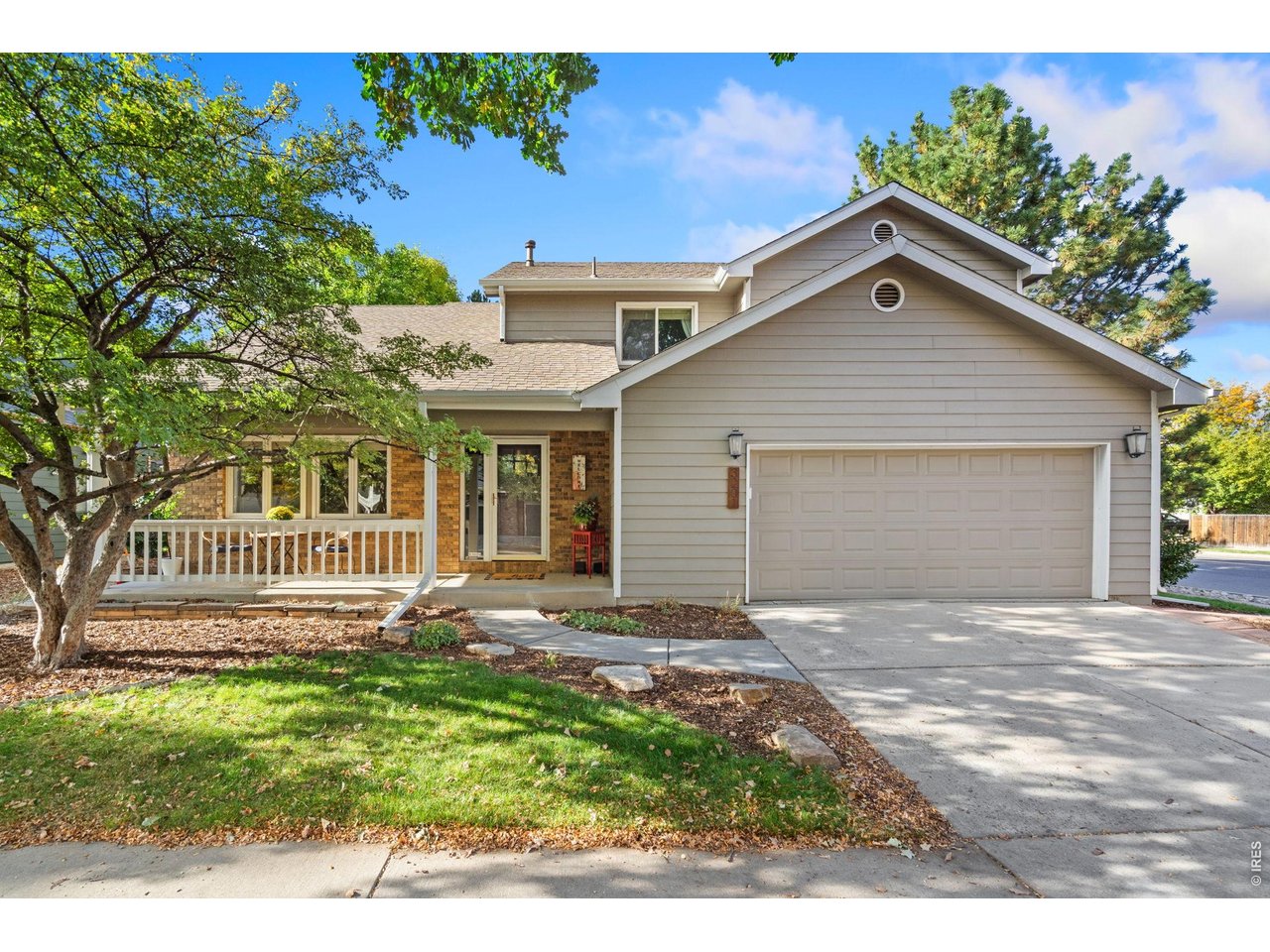 3201 Red Mountain Dr — photo