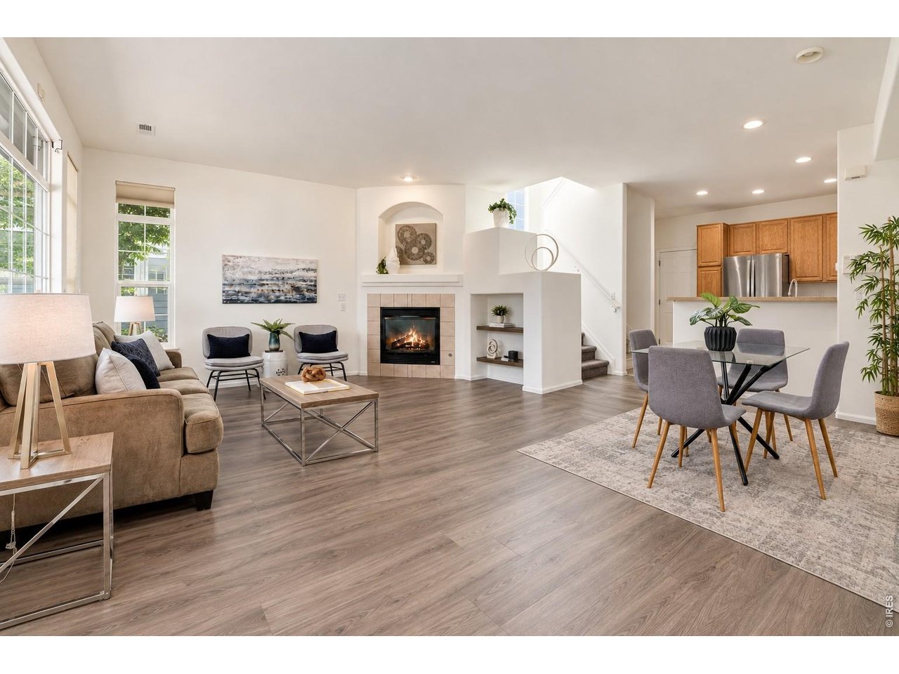 8415 Stonybridge Cir — photo