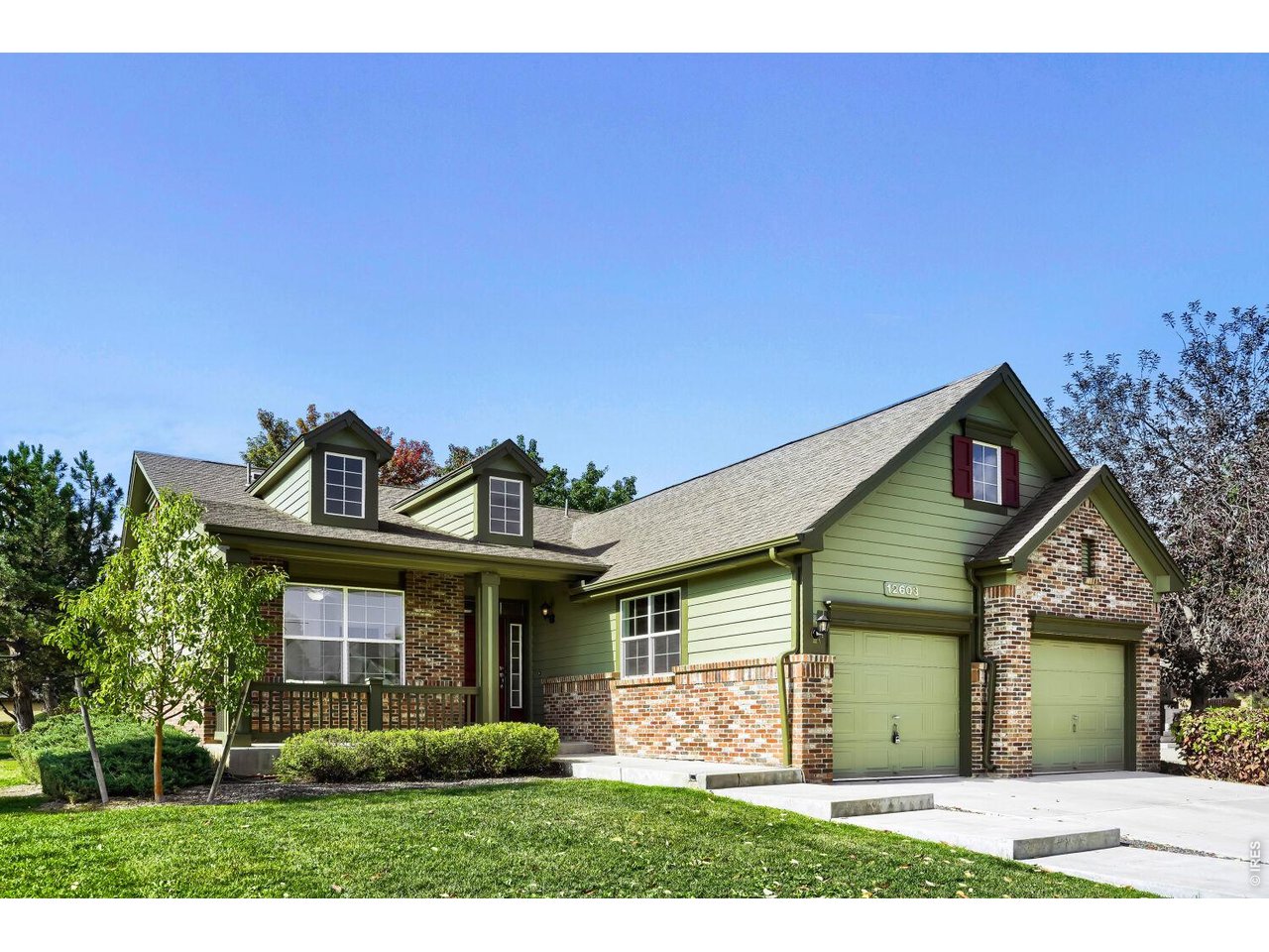 12603 Irving Cir — photo