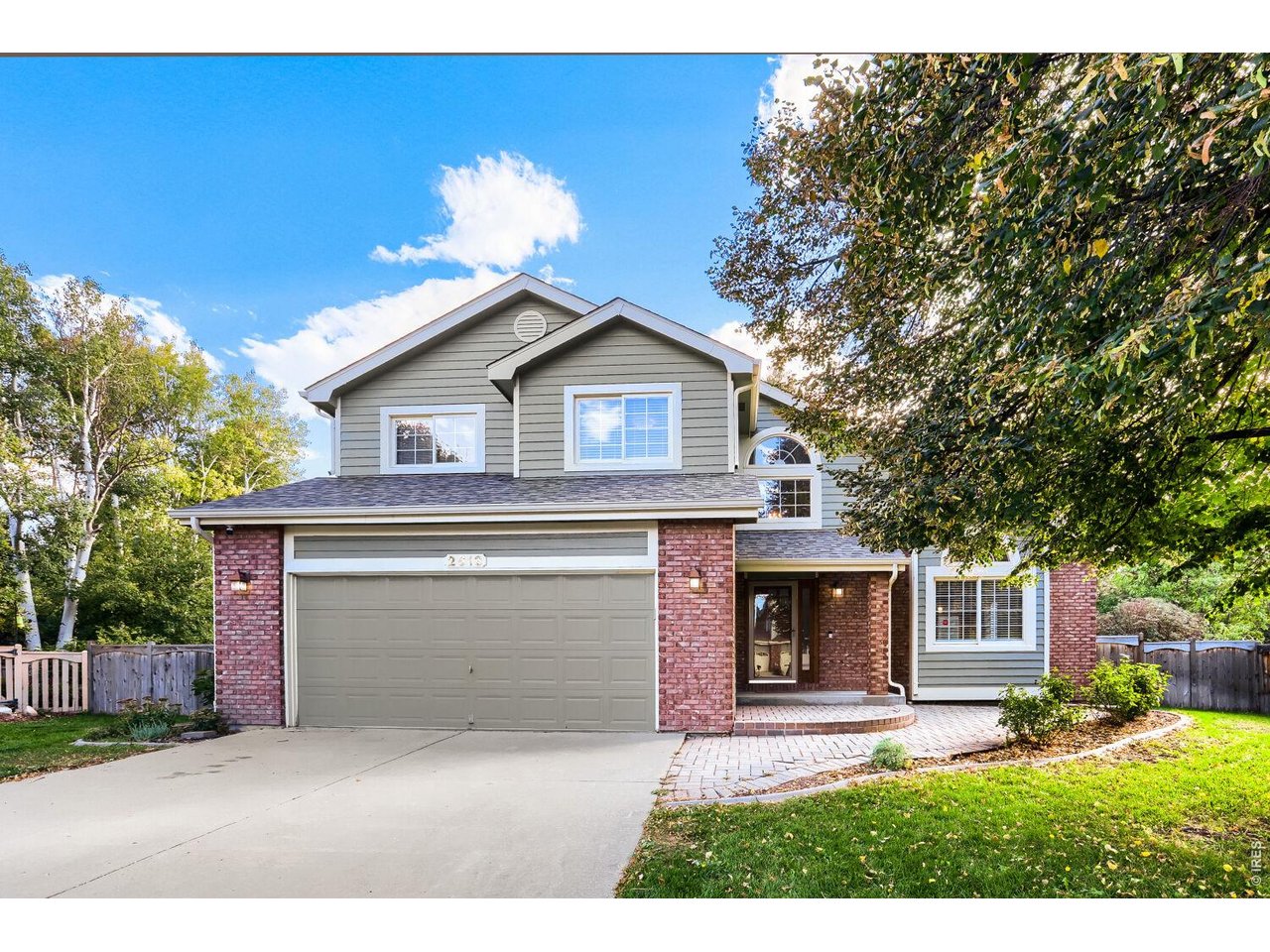 2613 Brownstone Ct — photo