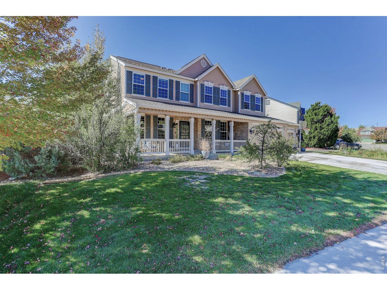 5743 S Genoa Ct — photo