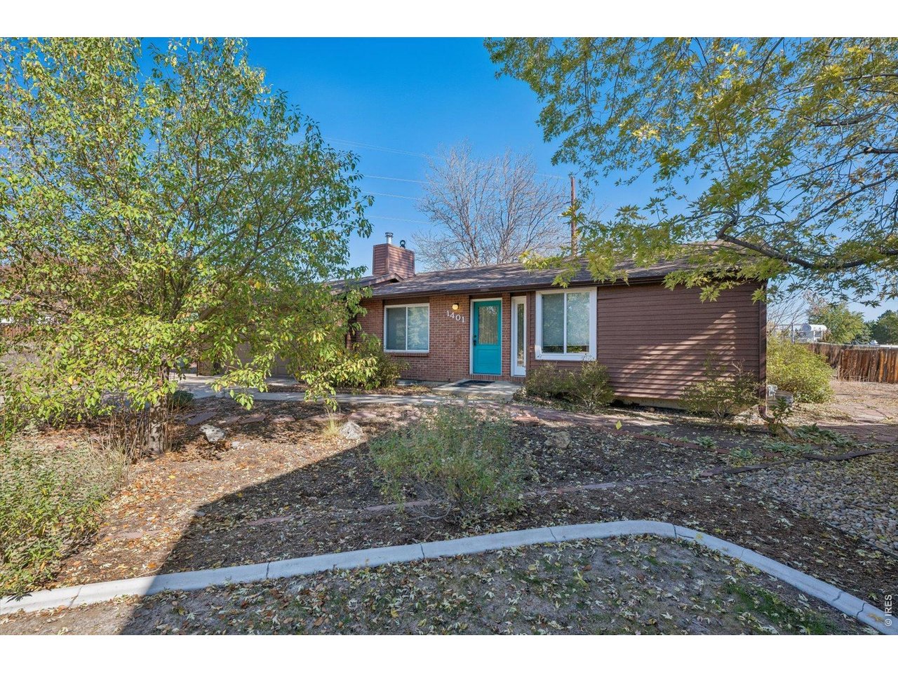 1401 Noma Cir — photo