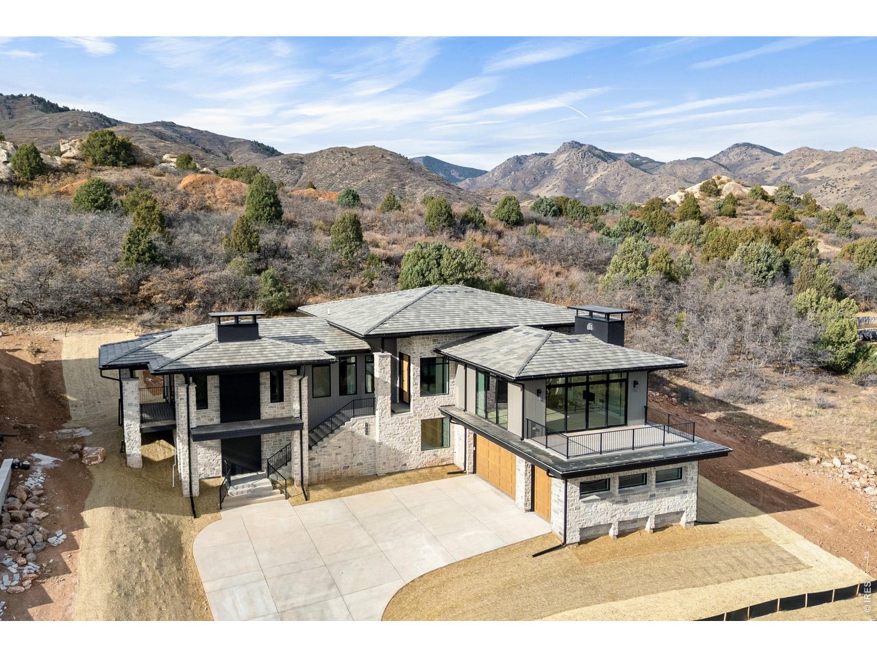 7893 Raphael Ln — photo