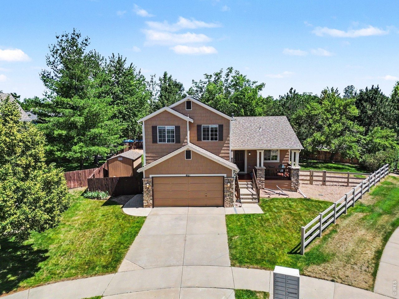 461 Webber Ct — photo