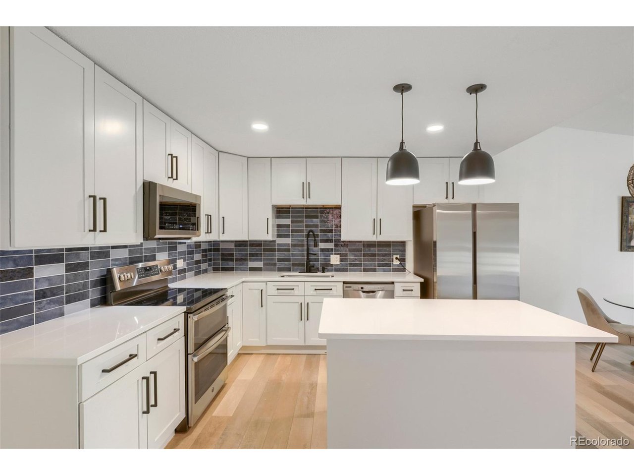 795 S Alton Way 6D — photo
