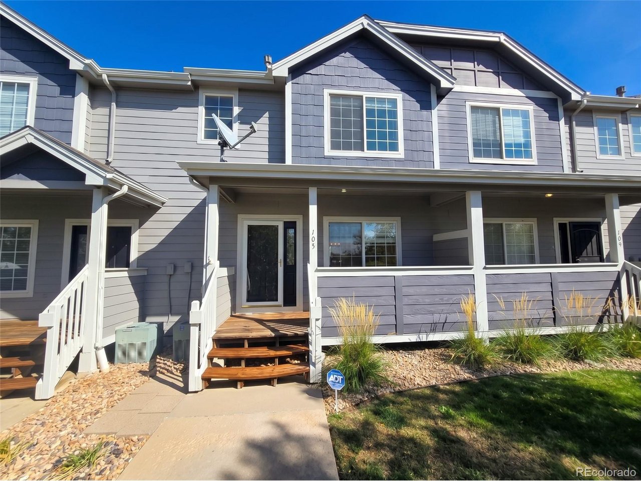 19238 E Gunnison Cir Unit 105 — photo