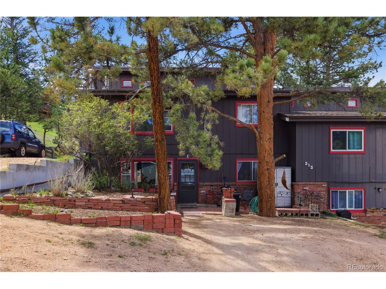 515 Driftwood Ave 1 — photo