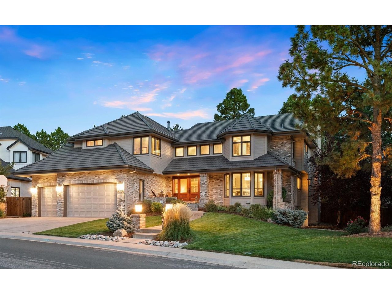 5394 E Otero Dr — photo