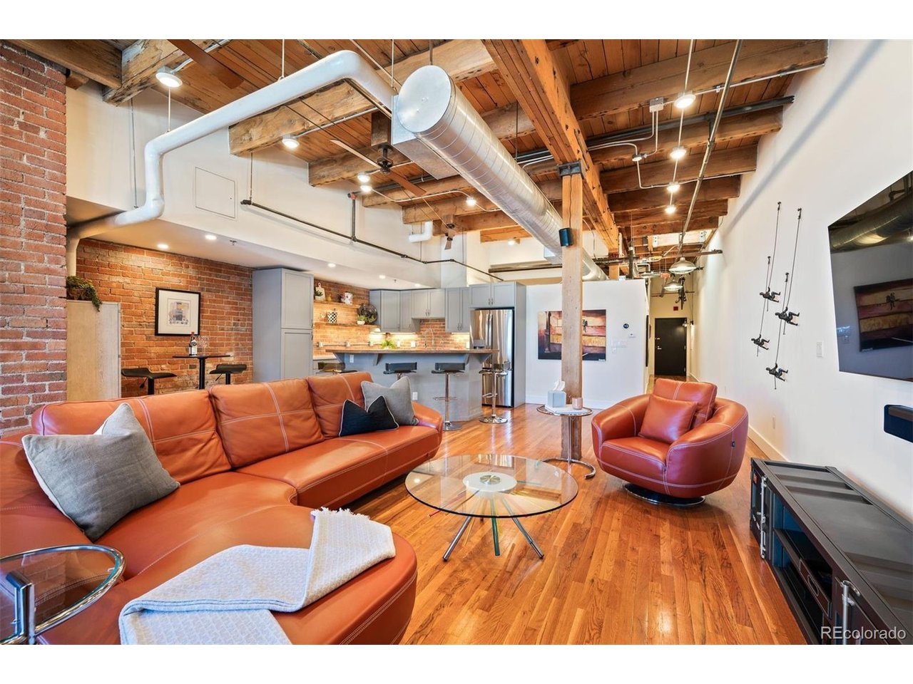1801 Wynkoop St 518 — photo