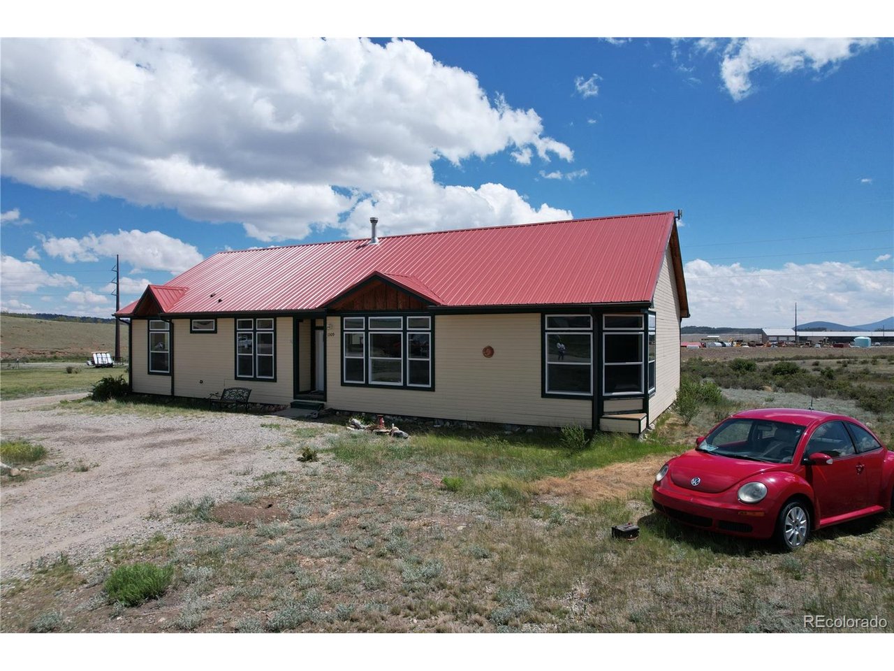 1309 Meadow Dr — photo