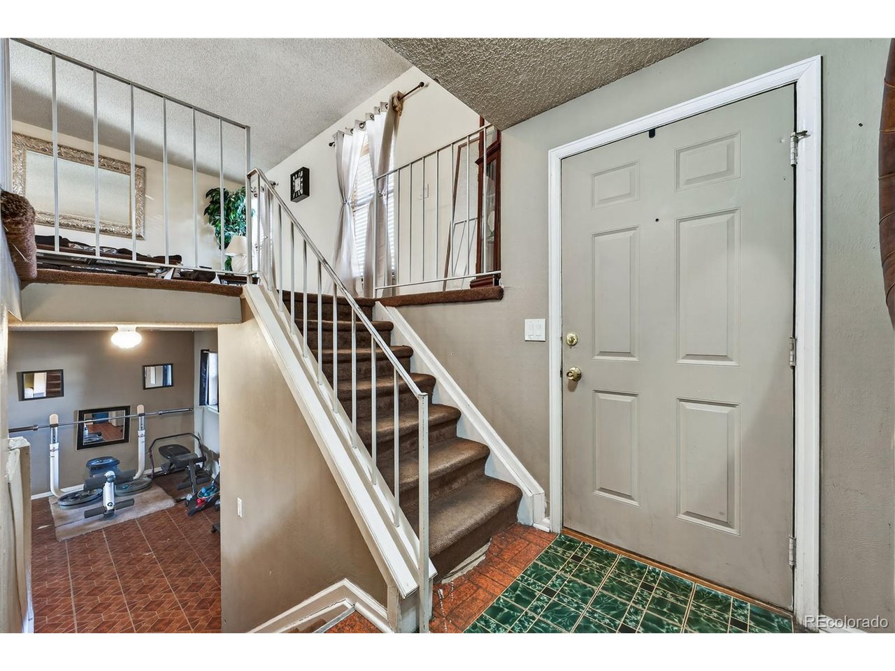 4581 Fullerton Ct, Denver, CO 80239 — photo 3