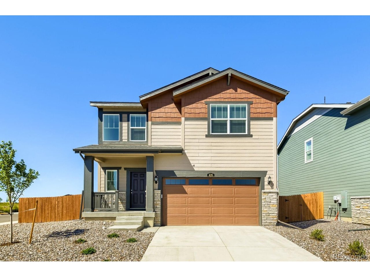 435 Wildflower Ct — photo