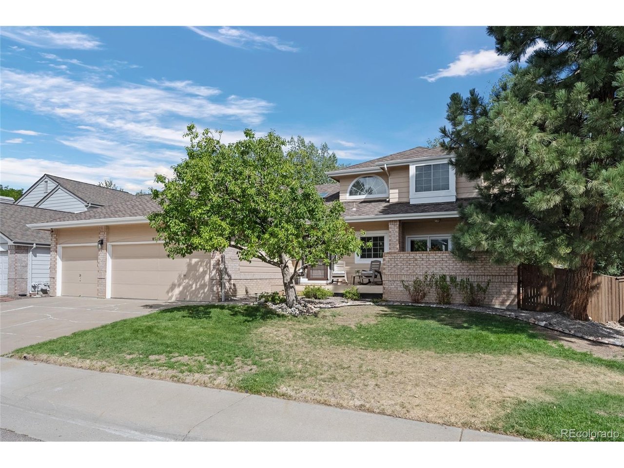 8970 Green Meadows Dr — photo