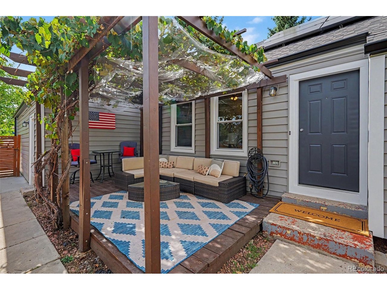 9647 W Elmhurst Pl — photo