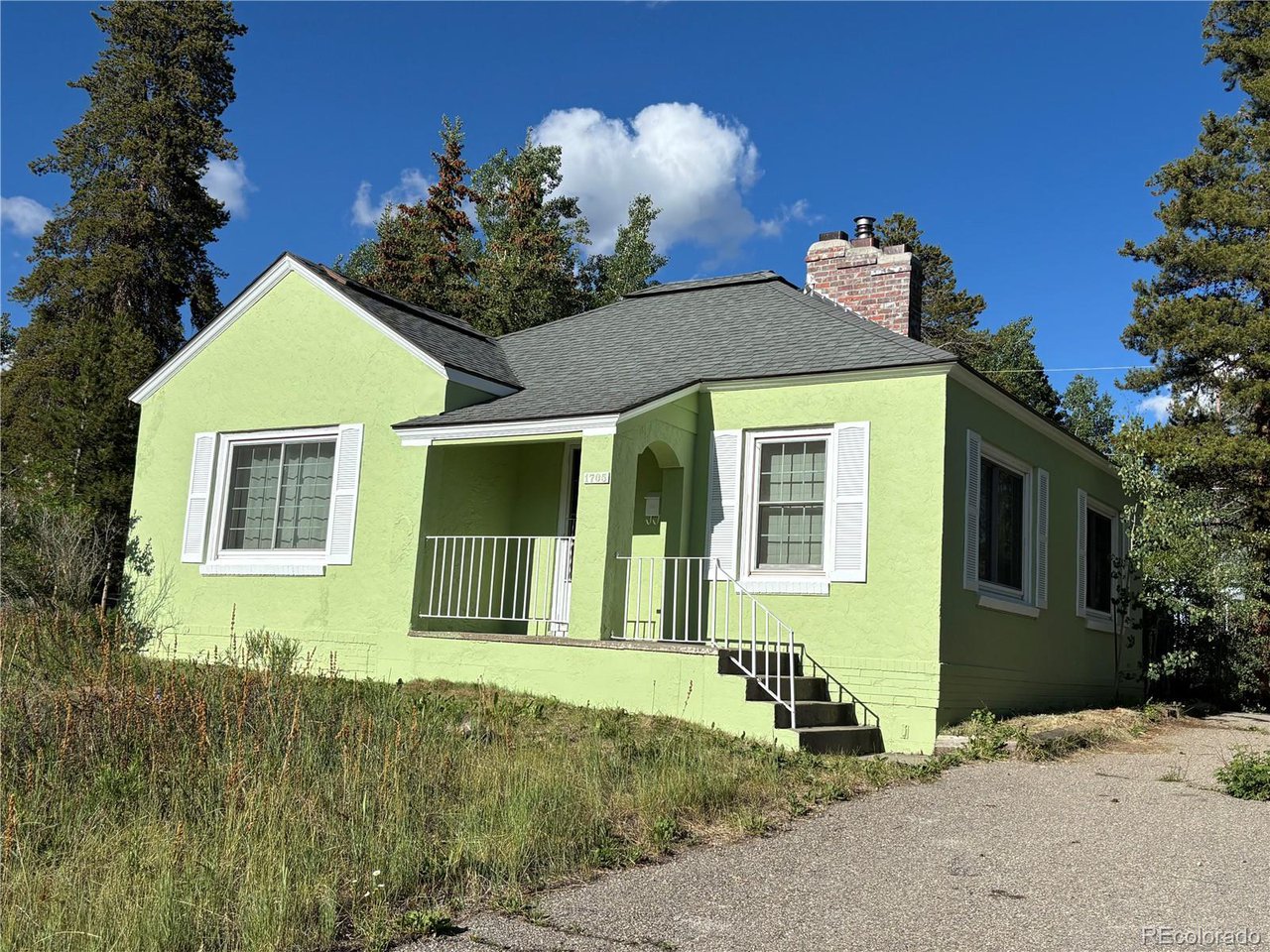 1705 Mount Lincoln Dr W — photo