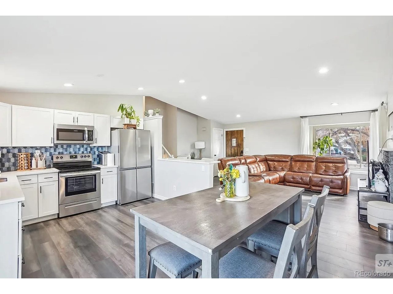 19003 E Oxford Dr — photo