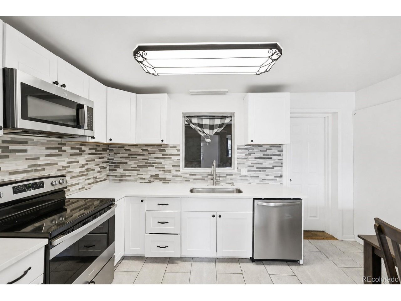 11450 Irma Dr — photo