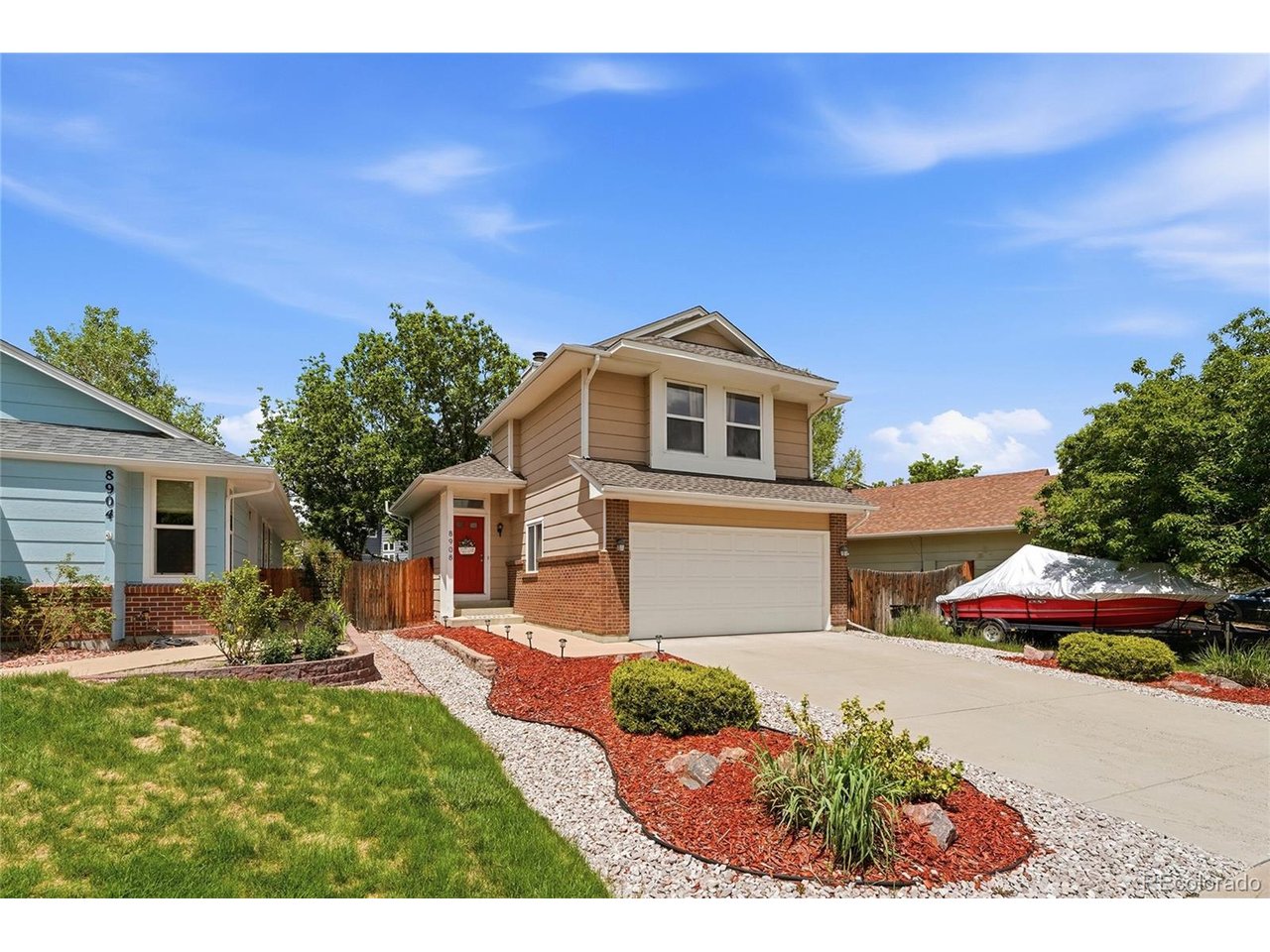 8908 Cloverleaf Cir — photo