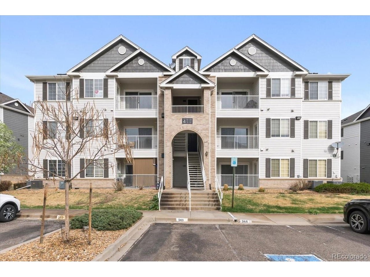 15700 E Jamison Dr 4-301 — photo