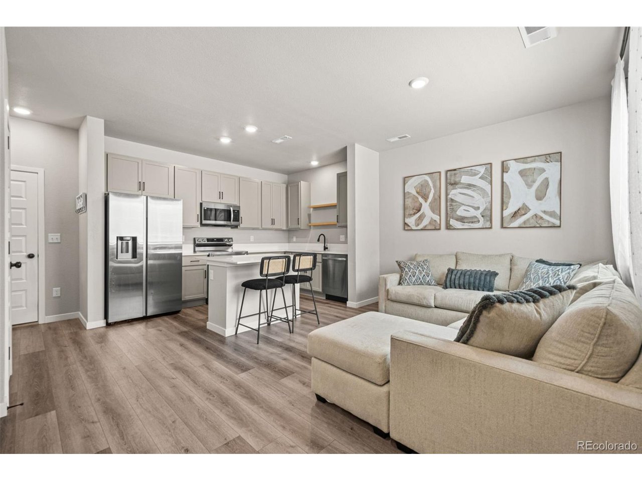 1353 Reynolds St 3B — photo