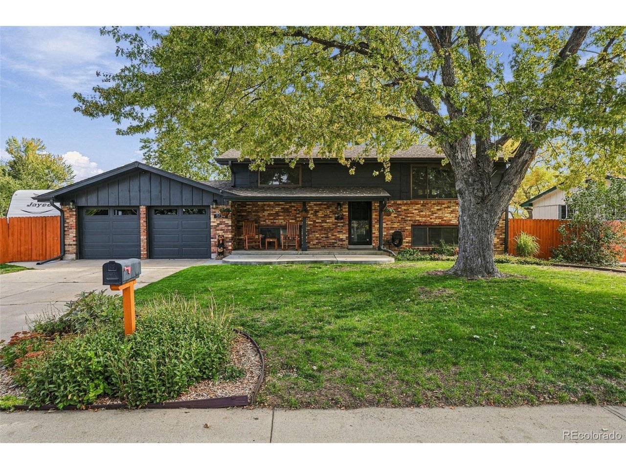 5134 Zinnia Ct — photo