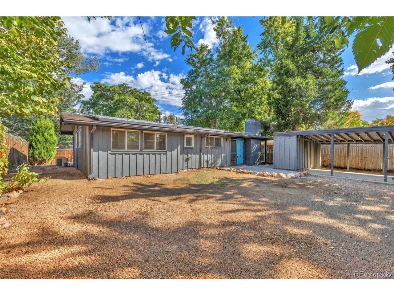 2330 S Newton St — photo