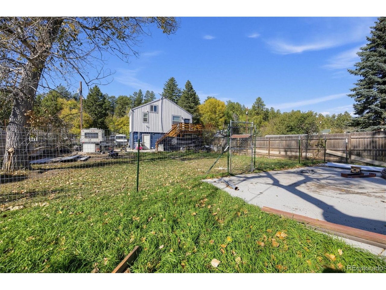 24071 Eccles St — photo