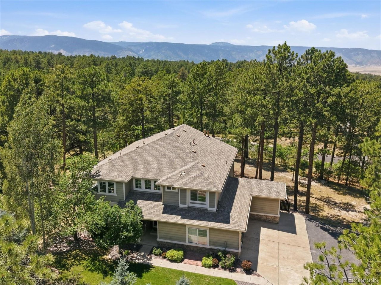 1614 Gore Dr — photo