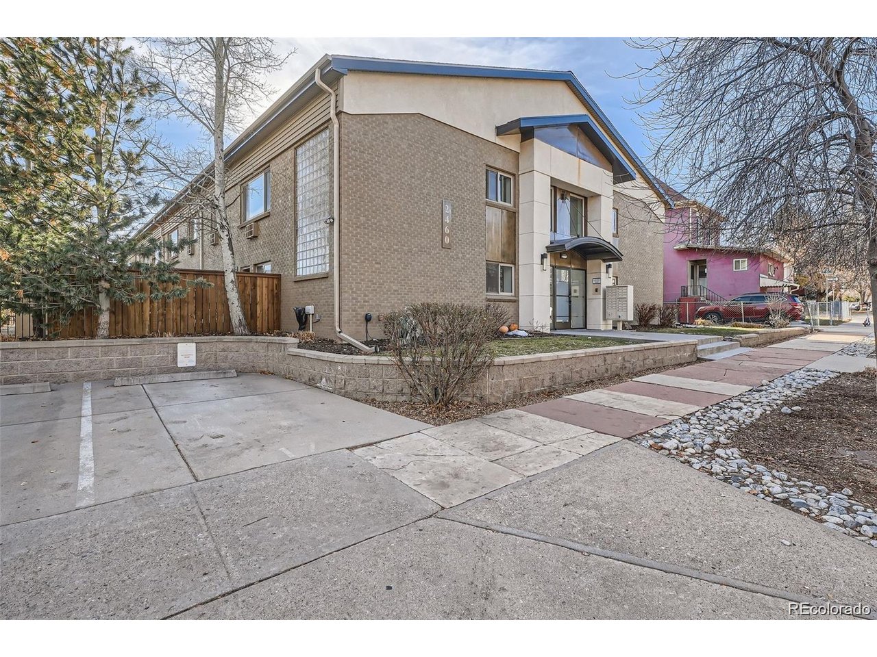 2460 W Caithness Pl Unit 104 — photo