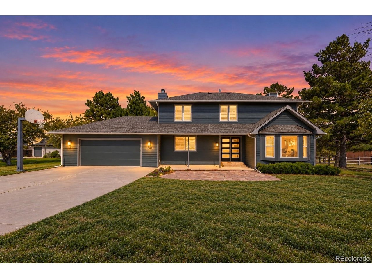 6764 Hillridge Pl — photo