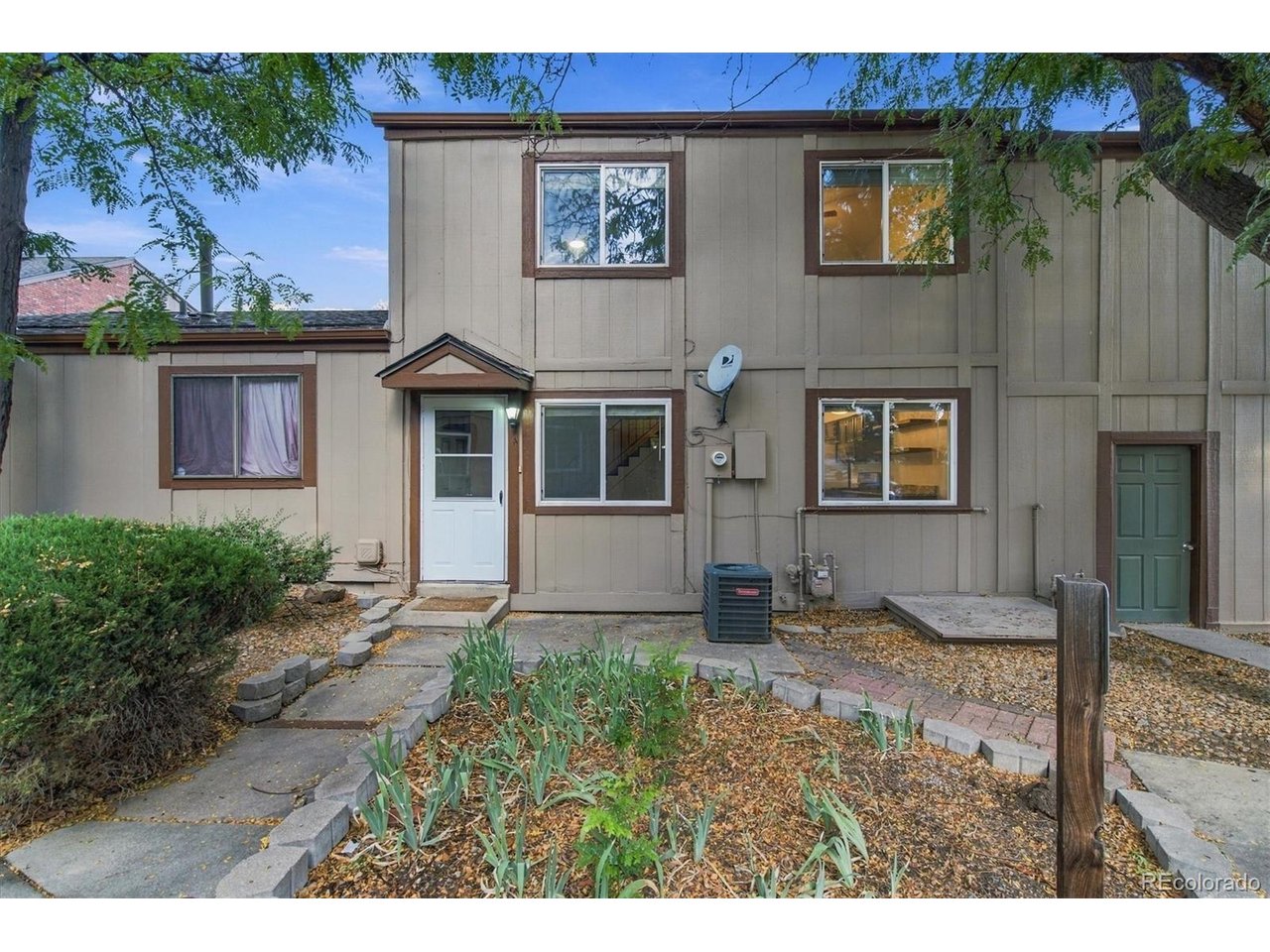 7700 W Glasgow Pl 9a — photo