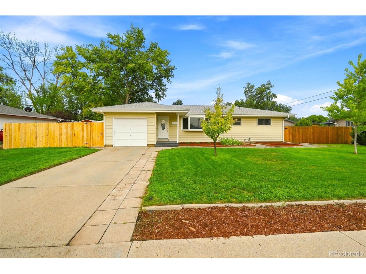 12721 Woodland Dr — photo