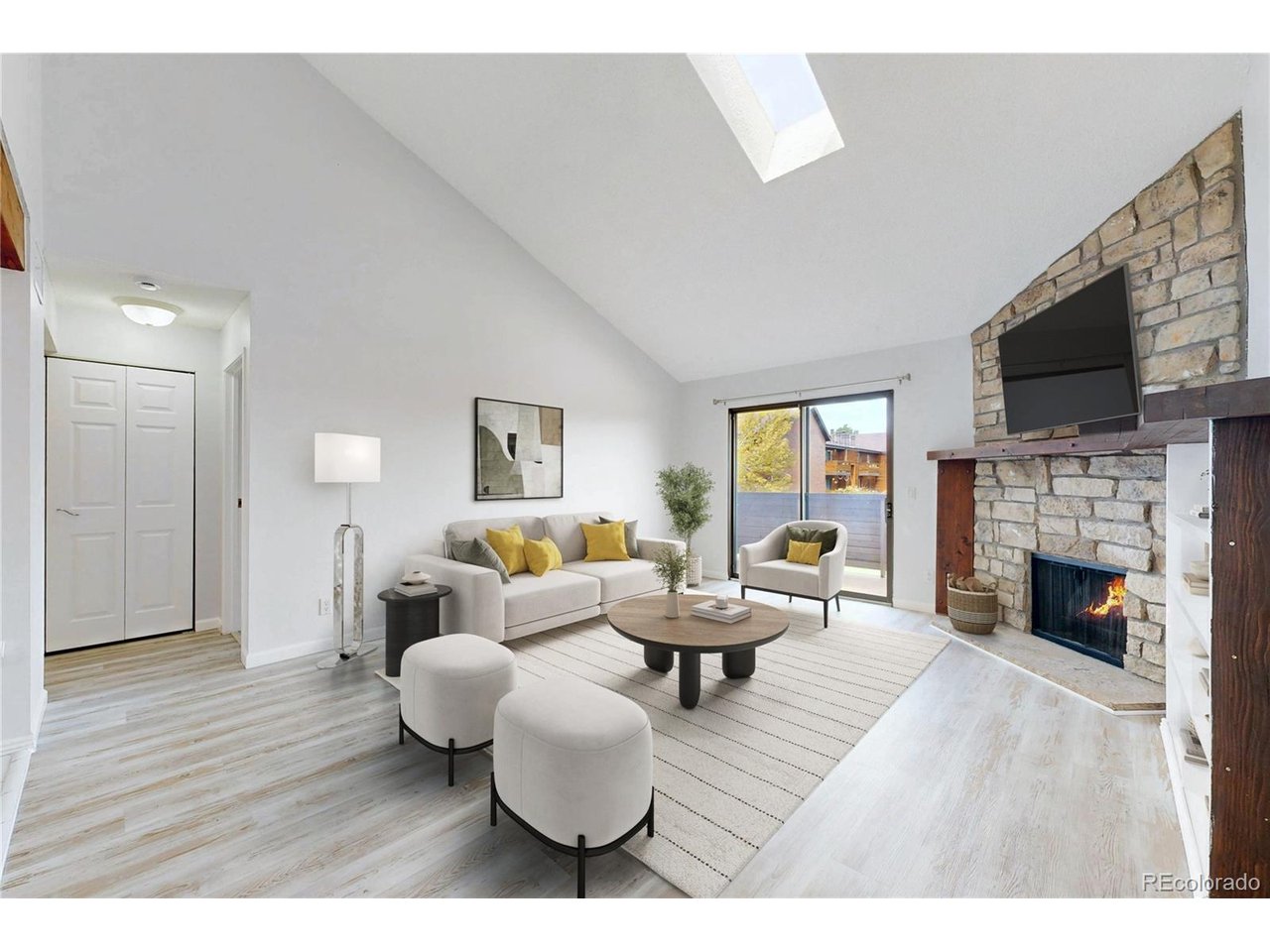 211 Wright St 308 — photo