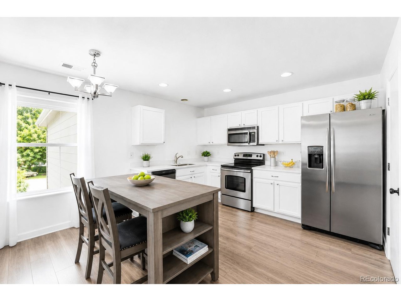 7860 Ogden Ct — photo