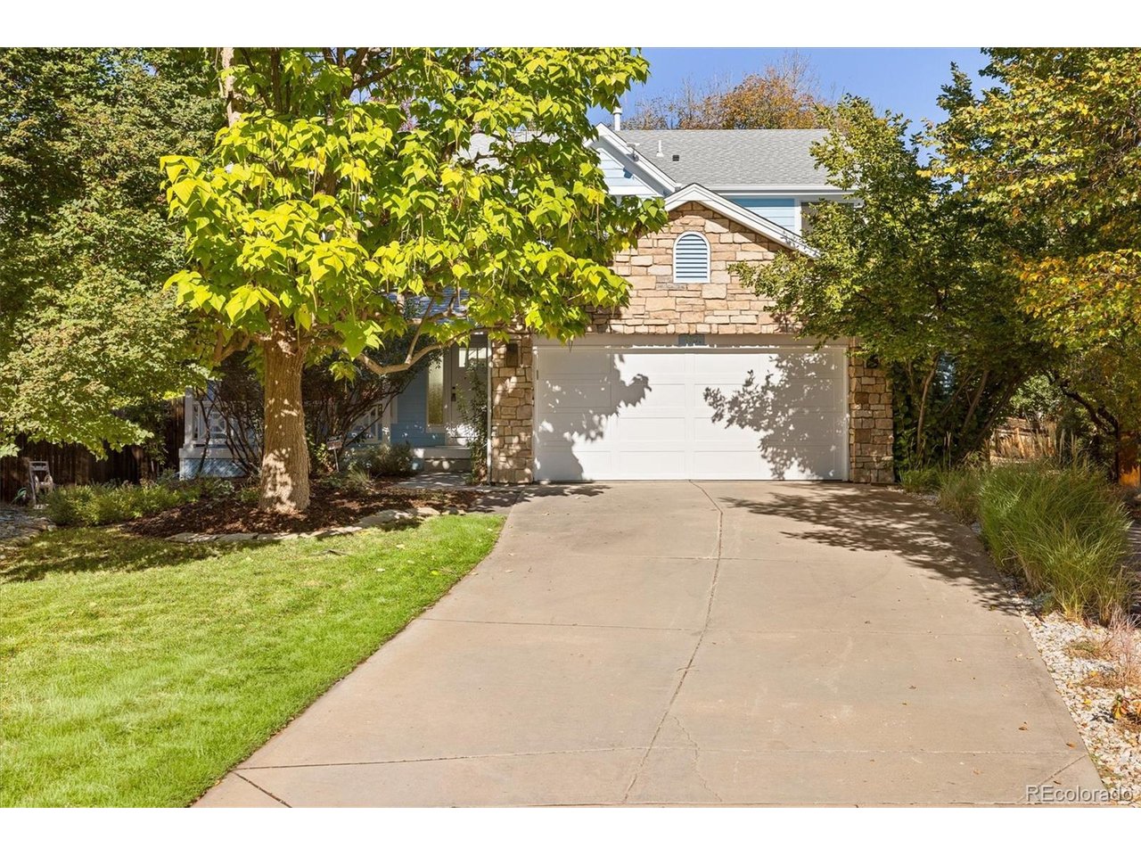 4581 Maple Ct — photo
