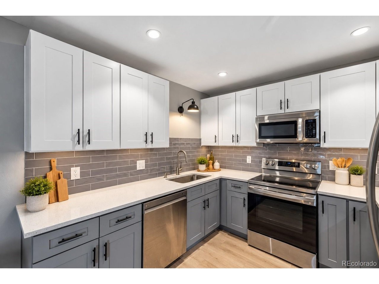 775 S Alton Way 5D — photo