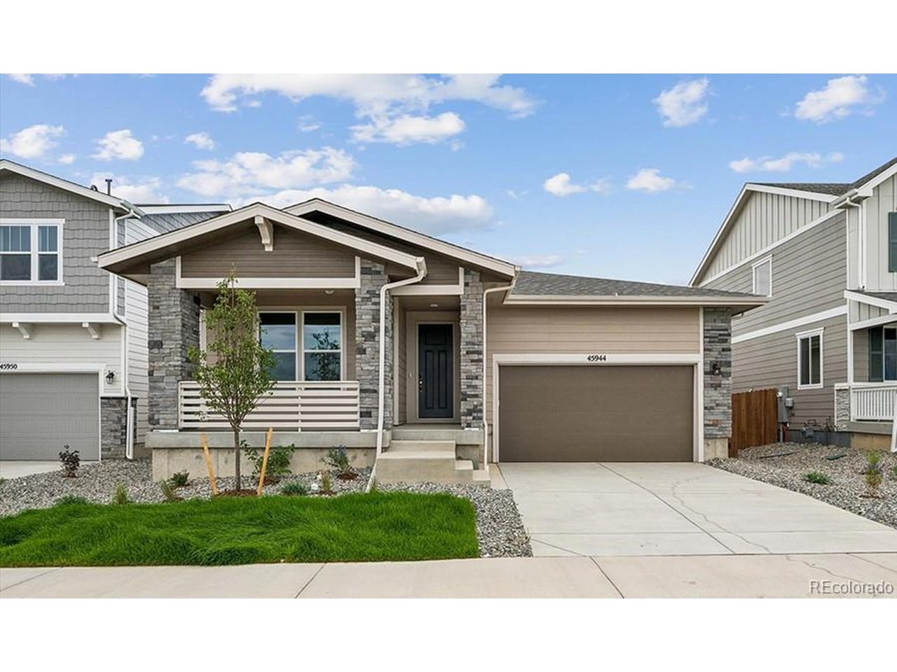 45944 Faith Ave — photo