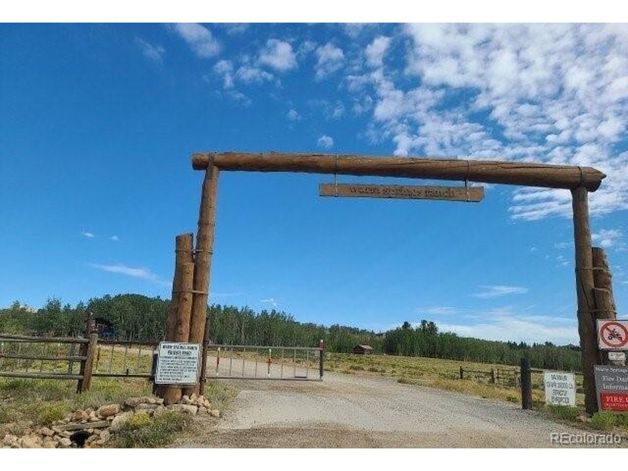 979 Sheep Ridge Rd — photo